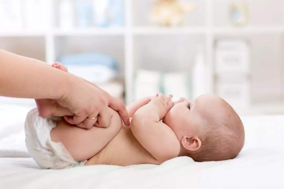 Instructrice en massage pour bébé